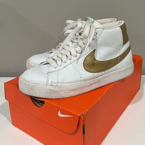 Nike Blazer Azteca Gold Blazer High Shoes Size 8 RARE